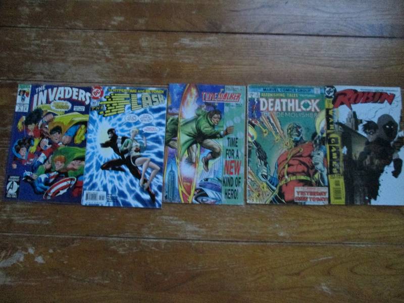 mixed lot of 5 comic books- the inv...