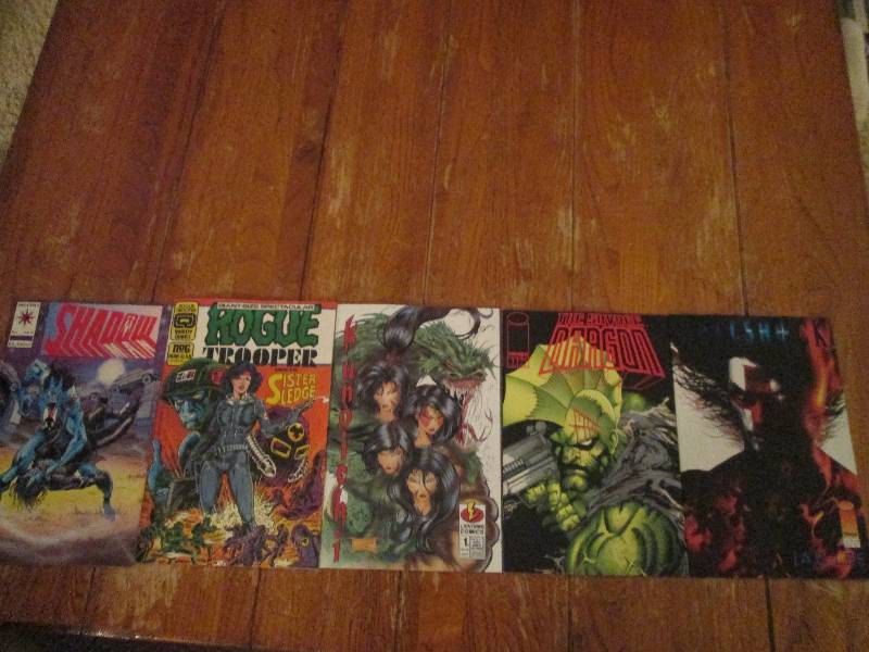 mixed lot of 5 comic books- shadow,...