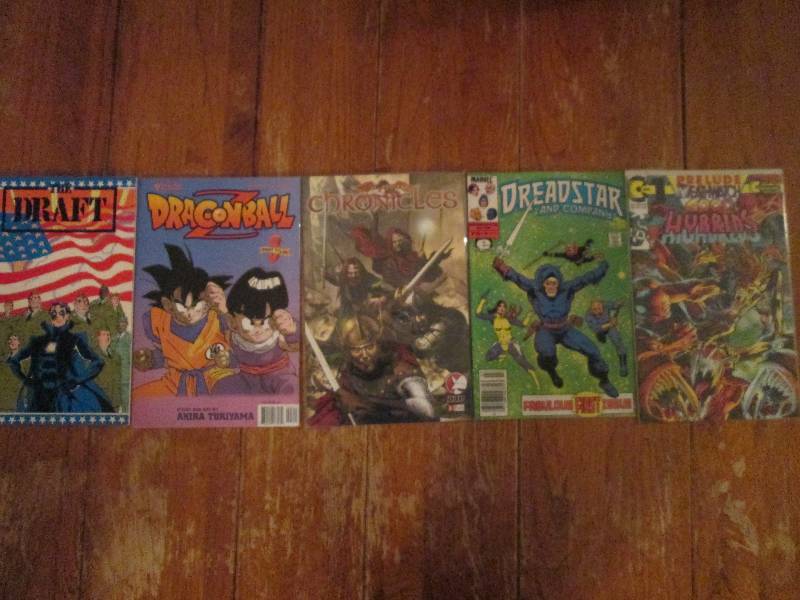 mixed lot of 5 comic books- dreadst...