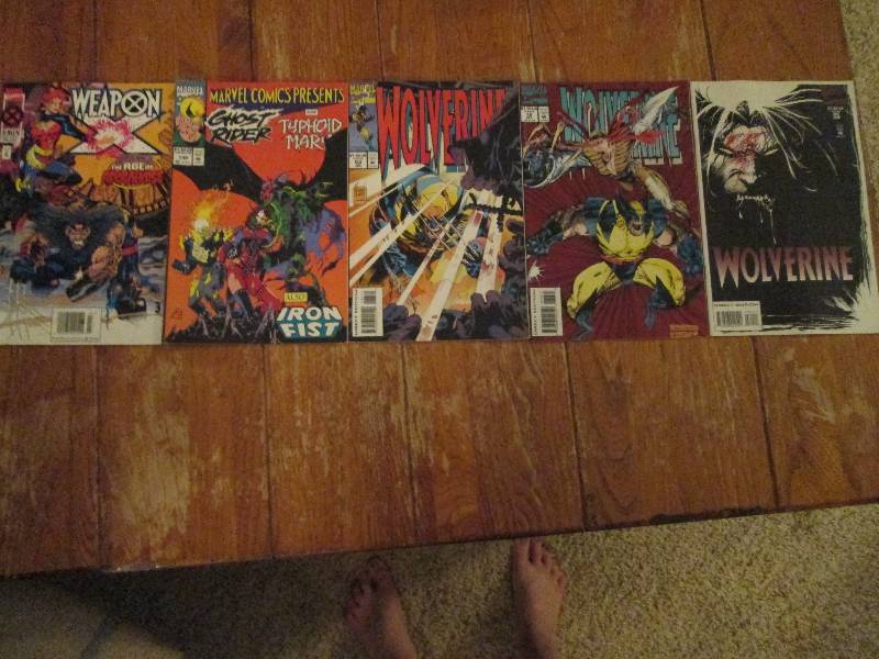 lot of 5 comic books- wolverine, we...