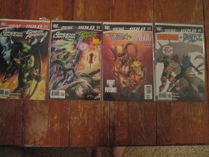 lot of comic books- green latern an...