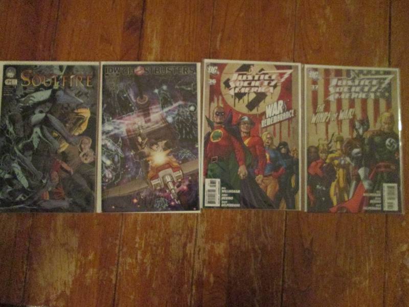 lot of 4 justice society of america...