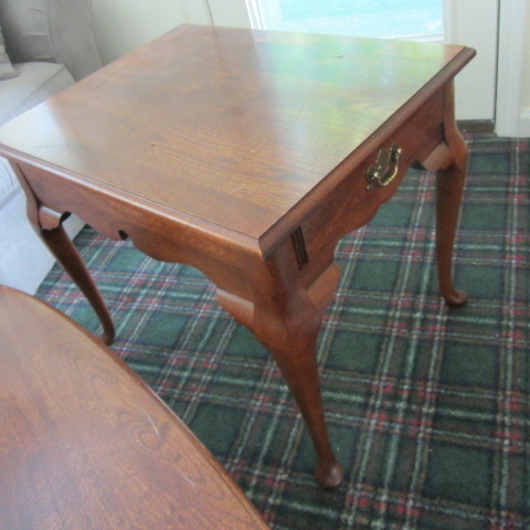 Coffee & Lamp Tables
