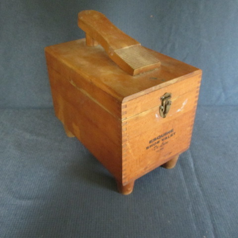 Esquire Shoe Valet
