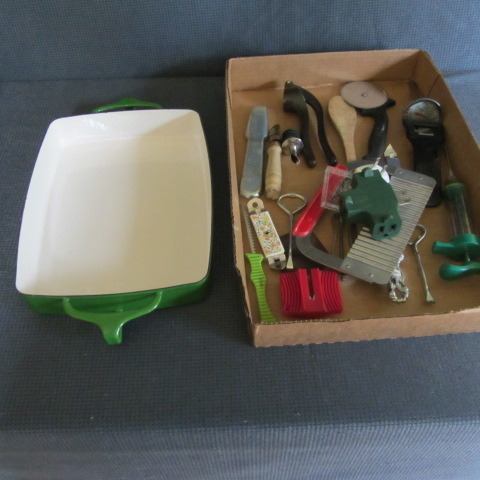 Danish Baking Dish, Utensils