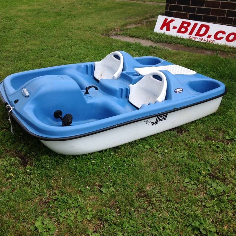 Pelican Paddle Boat