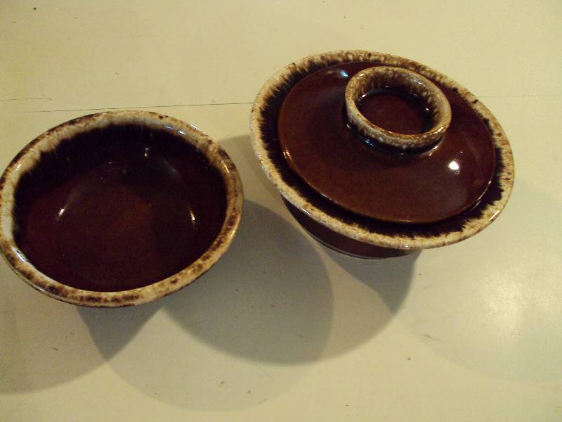 Hull USA Dishes