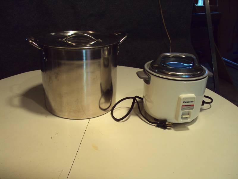 Stock Pot and Rice Cooker