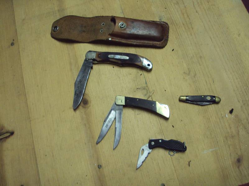 Hunting Knives and Pocket Knives