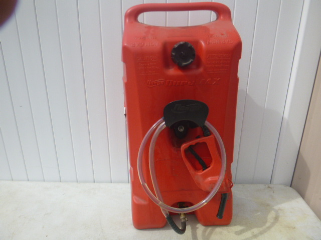 lot 46 image: Flo-Go Dura Max Gas Caddie