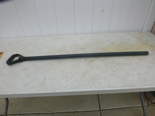 lot 90 image: Replacement Handle
