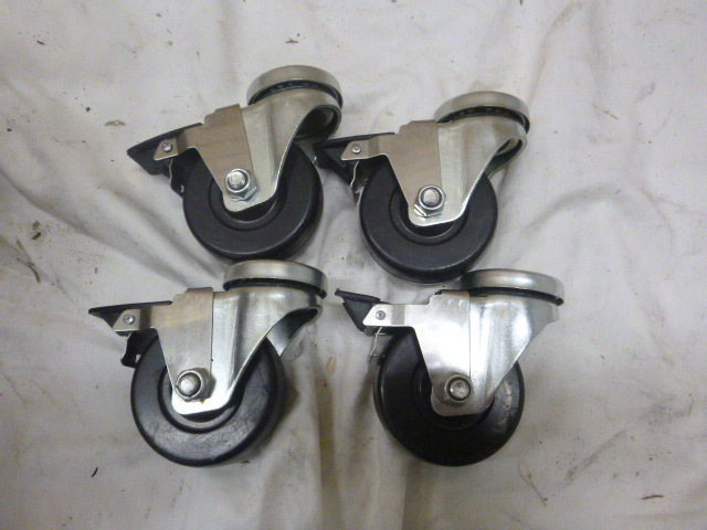 lot 185 image: 4 New Swivel Casters with Breaks