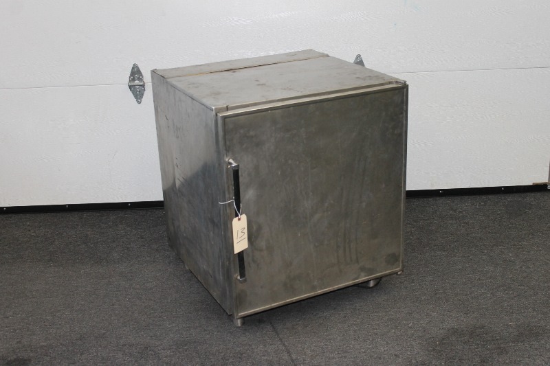 lot 13 image: Restaurant Freezer