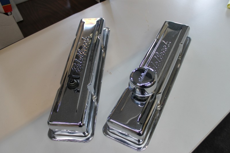 lot 17 image: Edelbrock Enine Parts