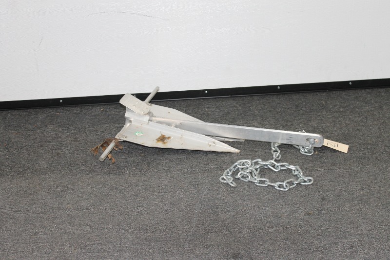 lot 21 image: Anchor