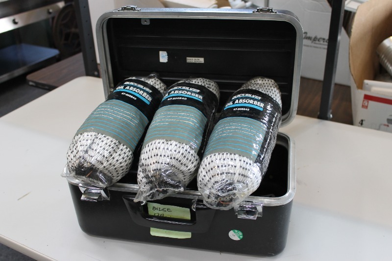 lot 25 image: Bilge Oil Absorbers