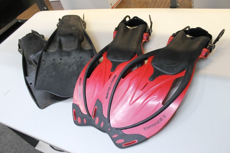 lot 40 image: Scuba Flippers