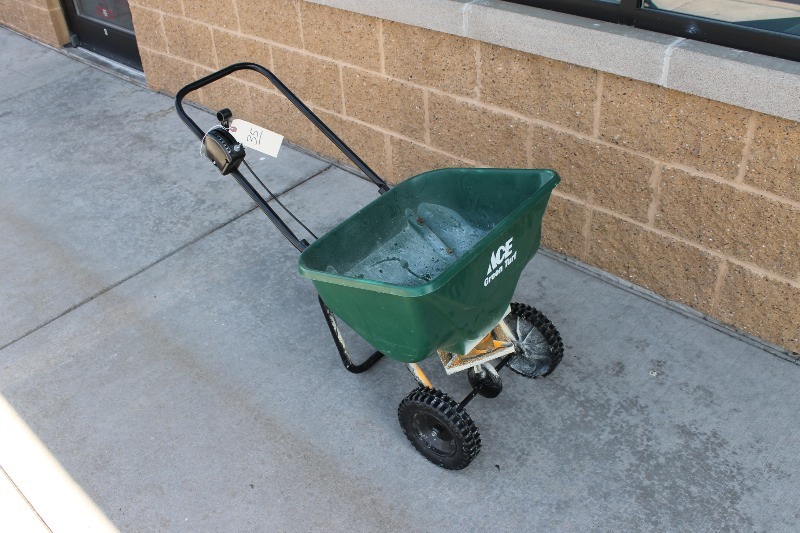 Fertilizer Spreader