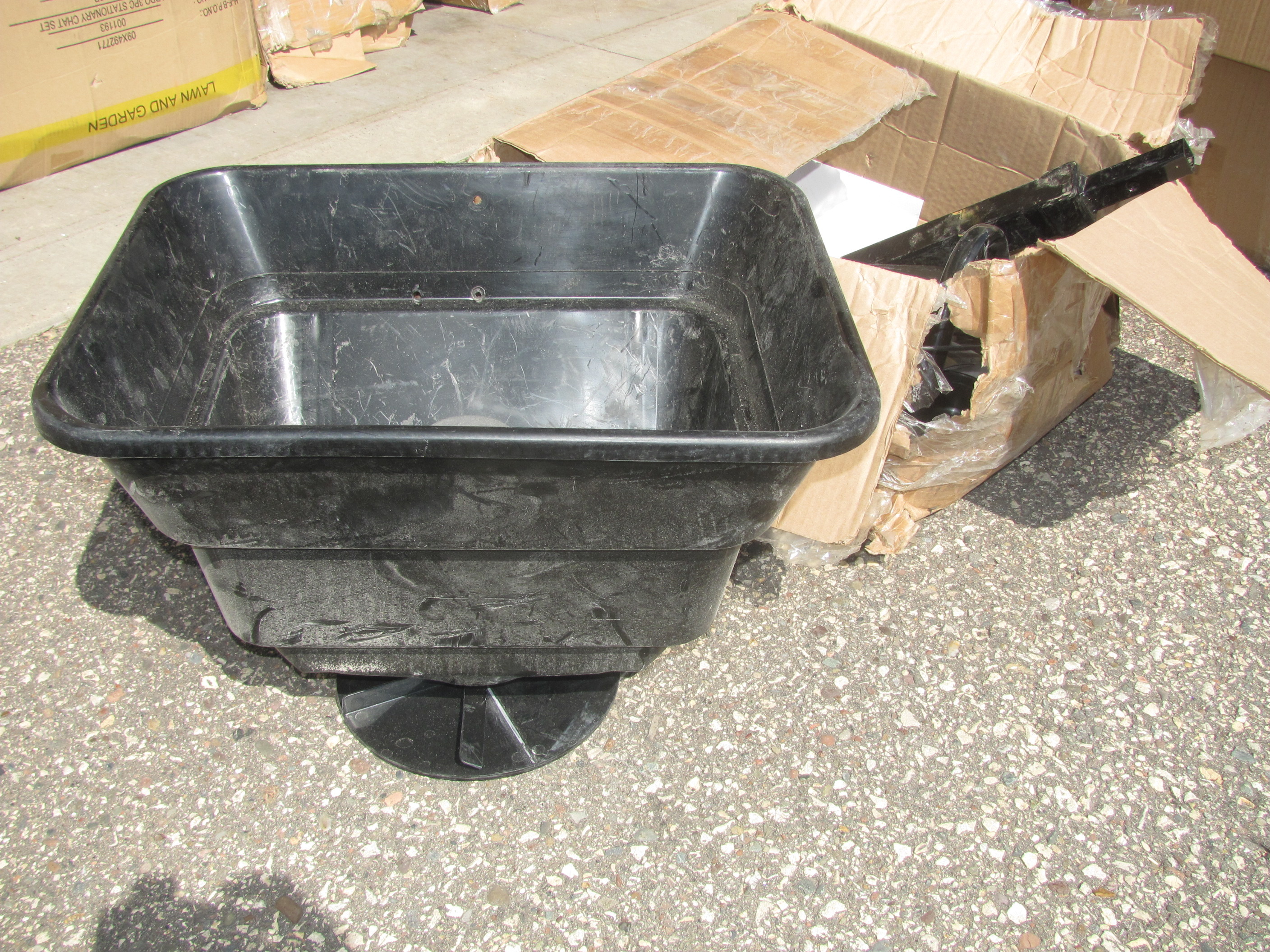 Spreader Seeder