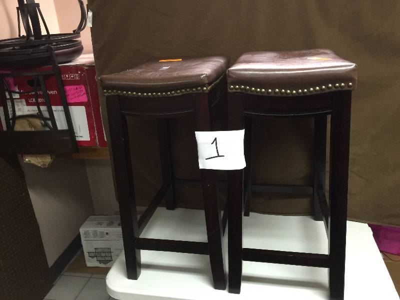 lot 1 image: Lot of 2 Linon Allure Bar Stools Brown