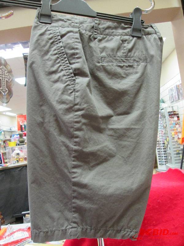 lot 235-COPY image: Merona size 6...