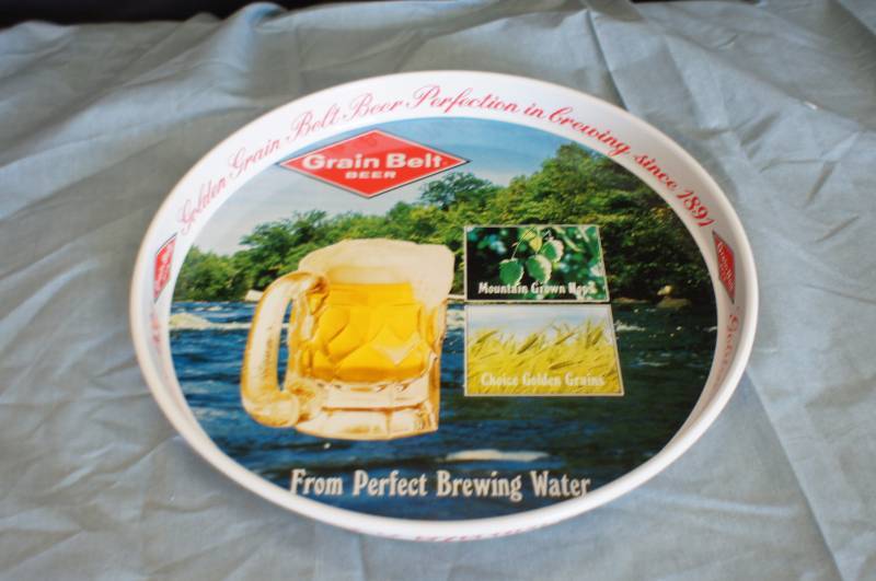 lot 26 image: Grain Belt 12 Beer Tray