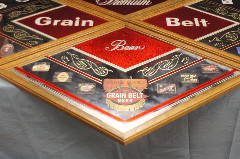 Set of 4 Grain Belt Beer Mirrors Beer Collectibles Auction 305 KBID