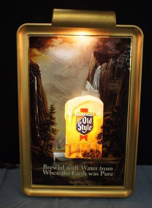 lot 73 image: Old Style Lighted Sign