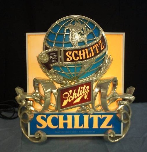 lot 93 image: Schlitz Beer Lighted Sign