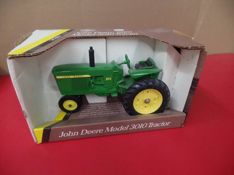 Model 3010 Tractor