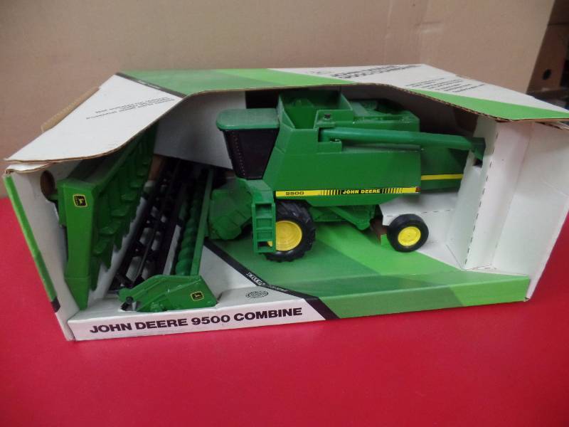john deere 9500 toy combine