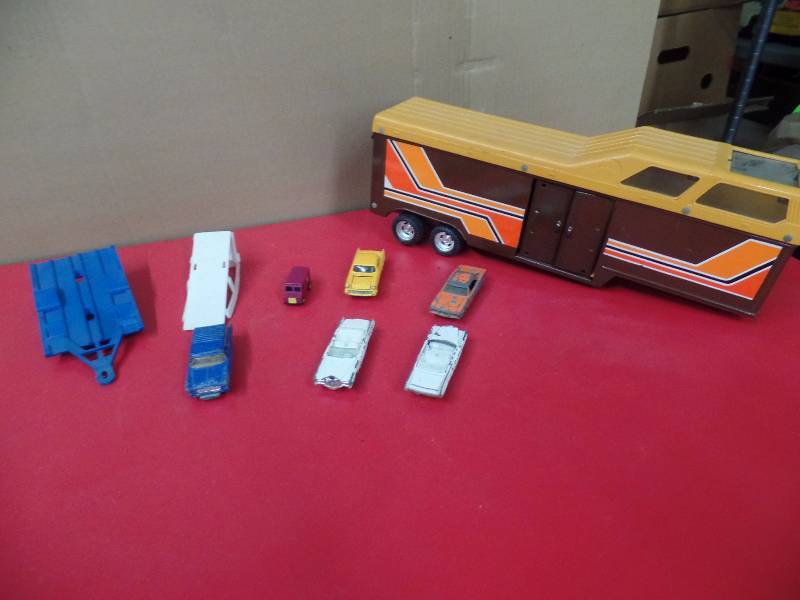Cars, Trailers, & Camper