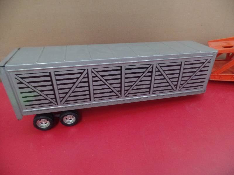 Ertl Cars & Accessories