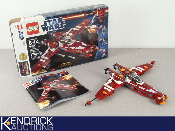 MINT Lego Star Wars Republic Striker-class Starfighter 9497 Set