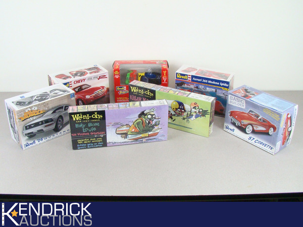 5 Revell 125 Scale Model Car Kits, and 2 Hawk Classic Wierd-Ohs