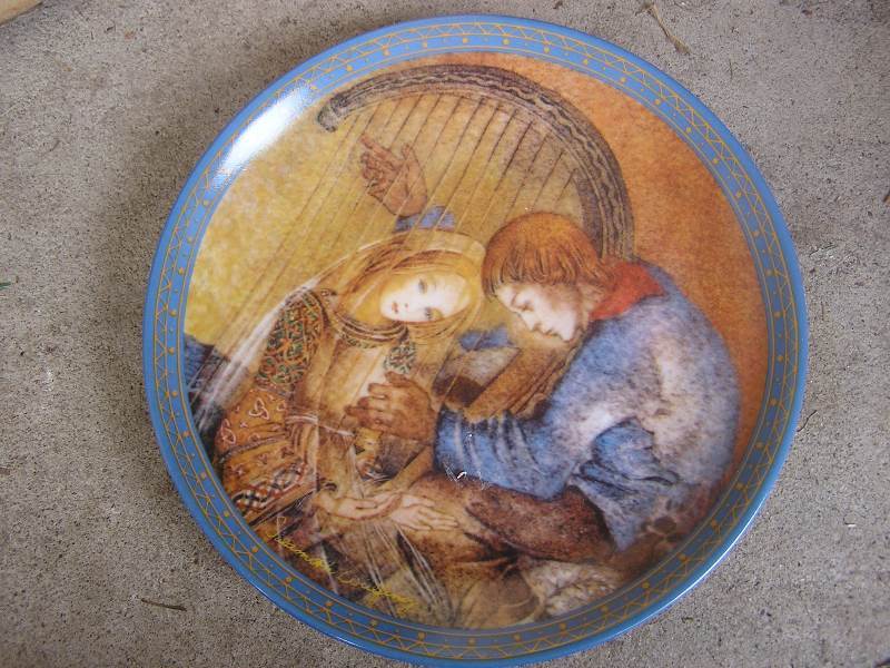 BRADEX COLLECTOR PLATE DIE MUSIK