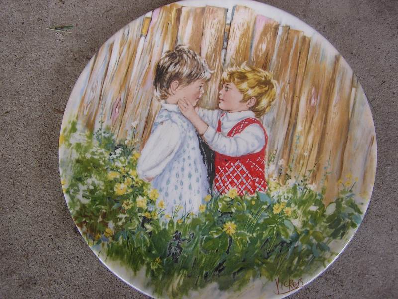 VICKERS COLLECTOR PLATE BE MY FRIEND