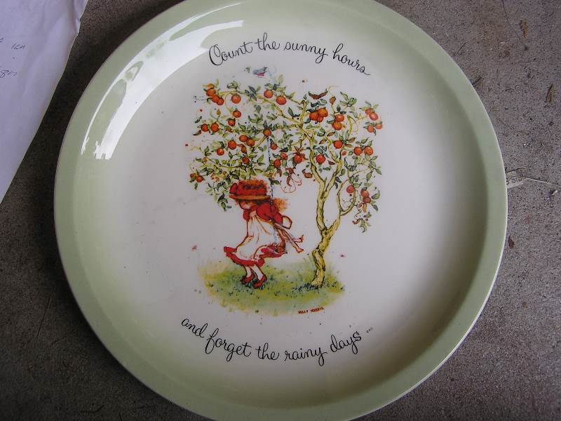 HOLLIE HOBBIE COLLECTOR PLATE 12
