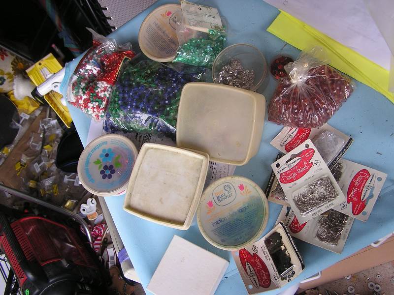 CRAFT BEADS AND ACCS
