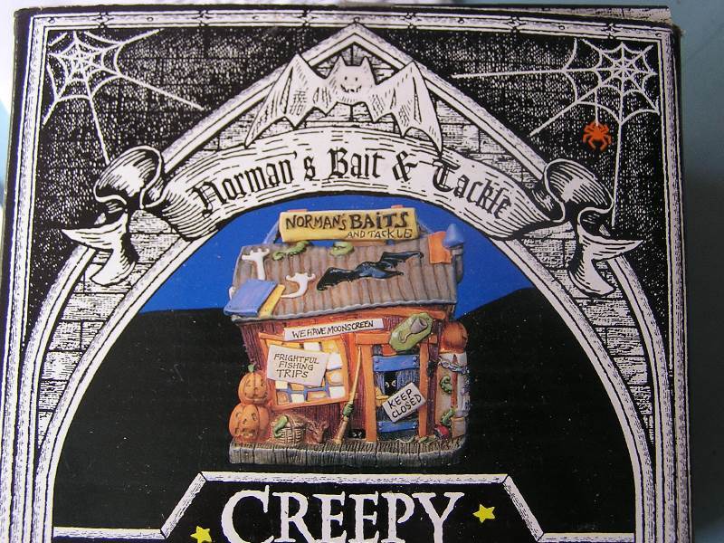 CREEPY HOLLOW HALLOWEEN HOUSE BAIT SHOP