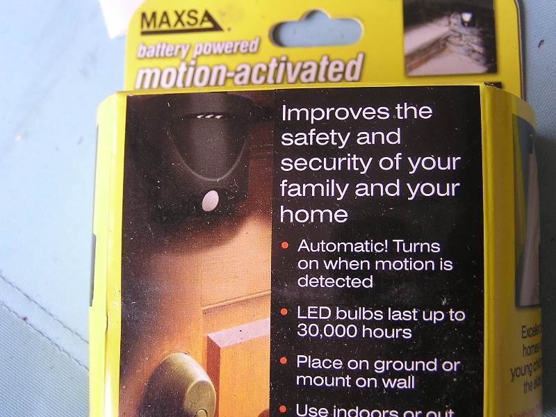 MAXA BATTERY MOTION ACTIVATED LIGHT
