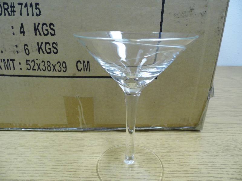 lot 37 image: New Case of Swirl Martini Glasses