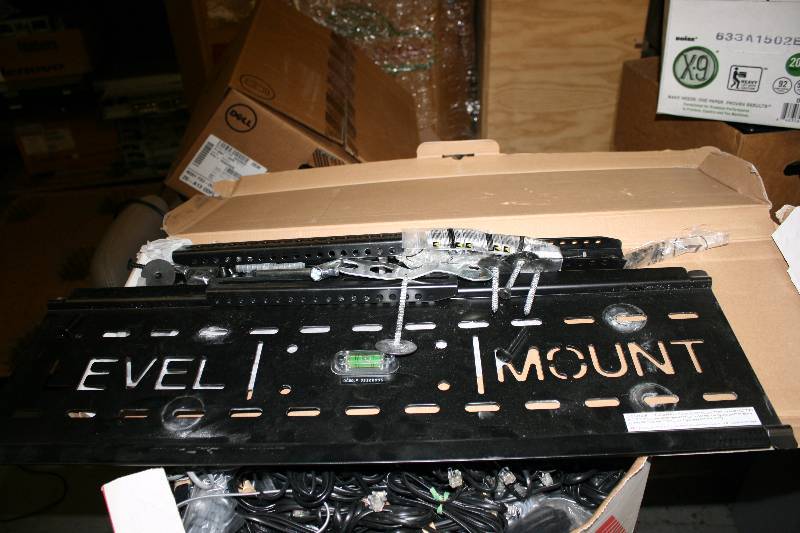 lot 71 image: Wall Mount Level Black With Original Box & Instructions.
