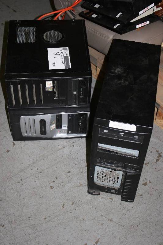 lot 91 image: Lot of (3) Computer Towers OfficeHome Use Towers Do Not Have Hard Drives.
