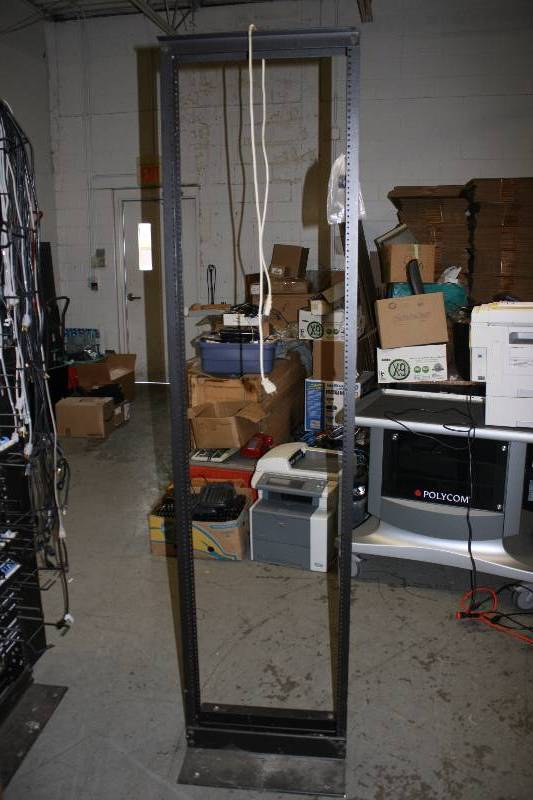 lot 17 image: Server Rack app. 26.5 x 16 x 84.