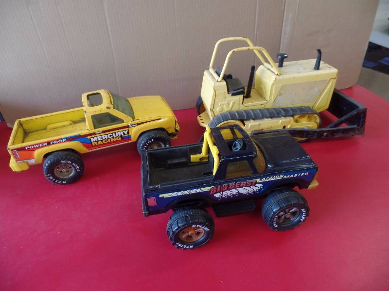 Nylint Trucks & Bulldozer