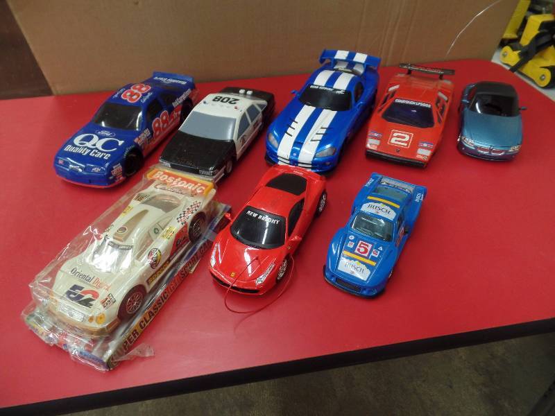 8 Fast Cars