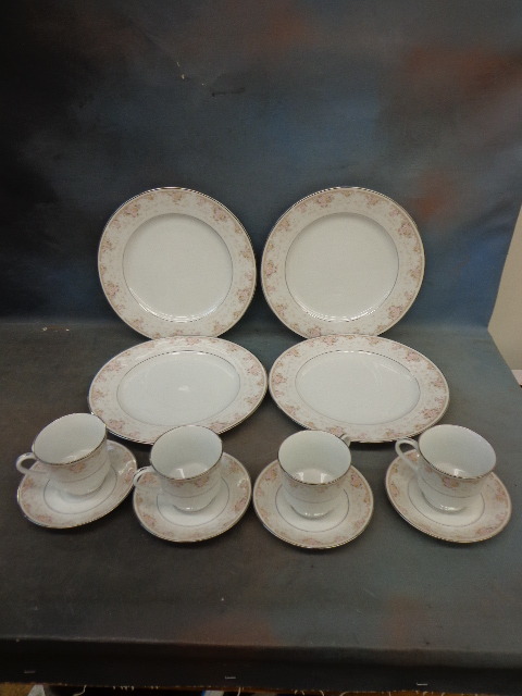 Fancy set Dinner plates and more