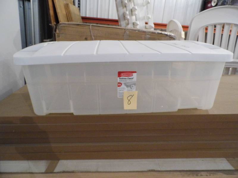 Rubbermaid Tote