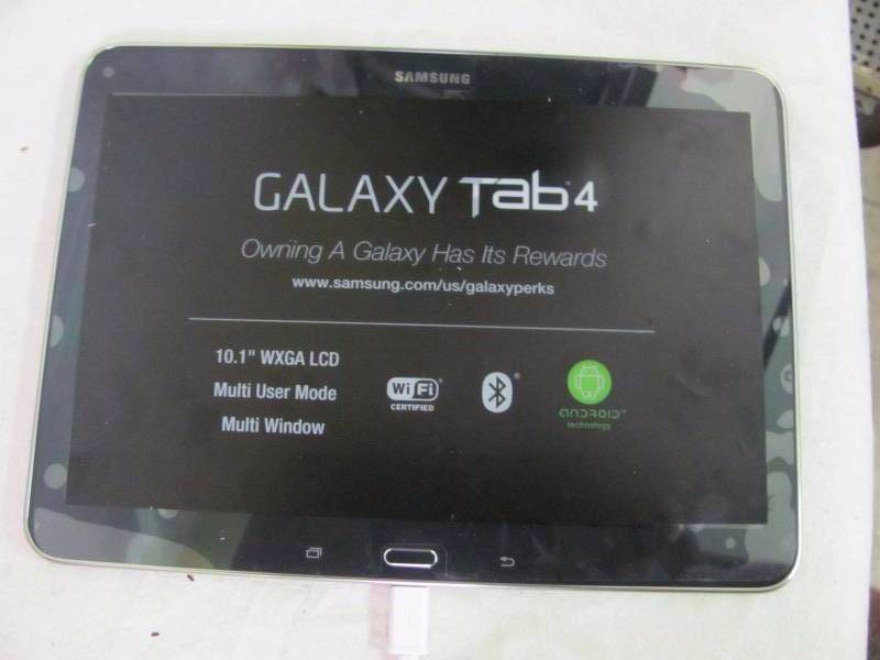 lot 9 image: Samsung Galaxy Tab 4 10.1 16GB Tablet